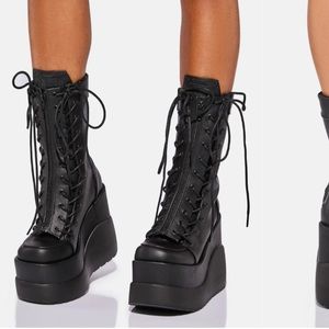 Demonia Deep Void Black Boots NWOT